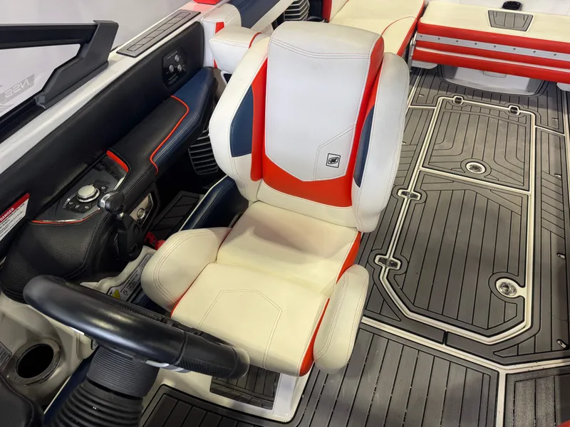 Slide: The Image of Interior of a 2019 Nautique Super Air Nautique G25 boat. - 22