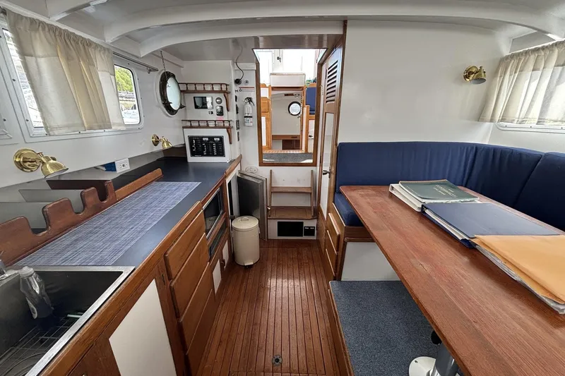 Slide: The Image of Roughwater 35 - Looking Aft - 2