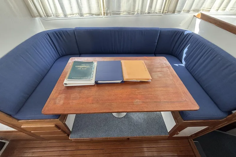 Slide: The Image of Roughwater 35 - Salon Table - 5