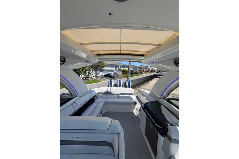 Slide: The Image of 2023 Formula 350 Crossover Bowrider OB interior with spacious seating and modern design. - 28