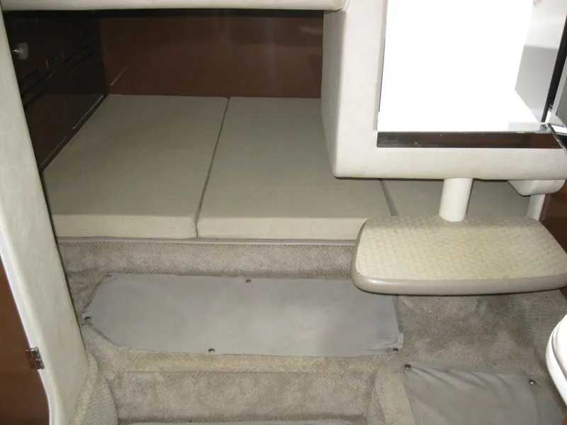 Slide: The Image of Interior of 2009 Sea Ray 270 Sundancer with sleeping area. - 29