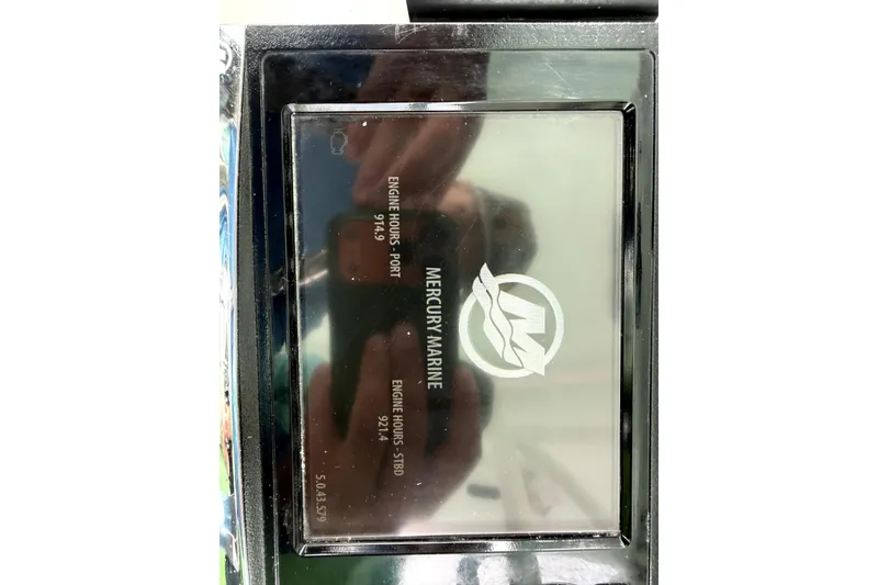 Slide: The Image of Display screen showing Mercury Marine engine hours for Contender 30 ST, 2019 model. - 44