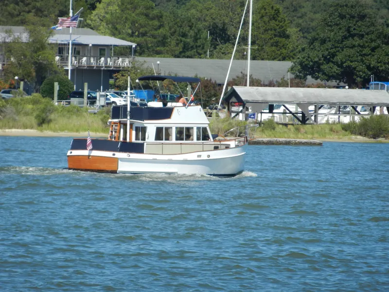 The Image of Grand Banks 32 - 0