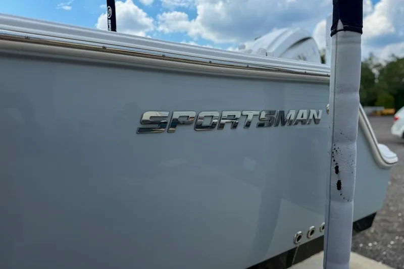 Slide: The Image of 2023 Sportsman Heritage 261 Center Console boat with Yamaha XTO Offshore engine. - 57