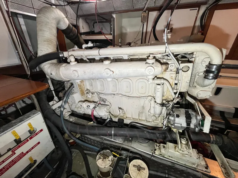 Slide: The Image of Grand Banks 49 Motor Yacht 1987 - 20
