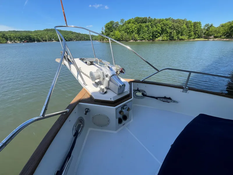 Slide: The Image of Grand Banks 49 Motor Yacht 1987 - 71