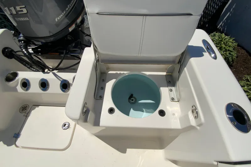 Slide: The Image of 2015 Tidewater 198 CC Adventure boat with Yamaha 115 engine and livewell. - 16