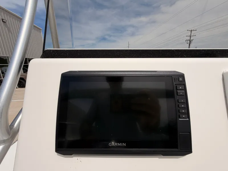 Slide: The Image of Garmin display on KenCraft Bay Rider 2060, year 2022. - 17