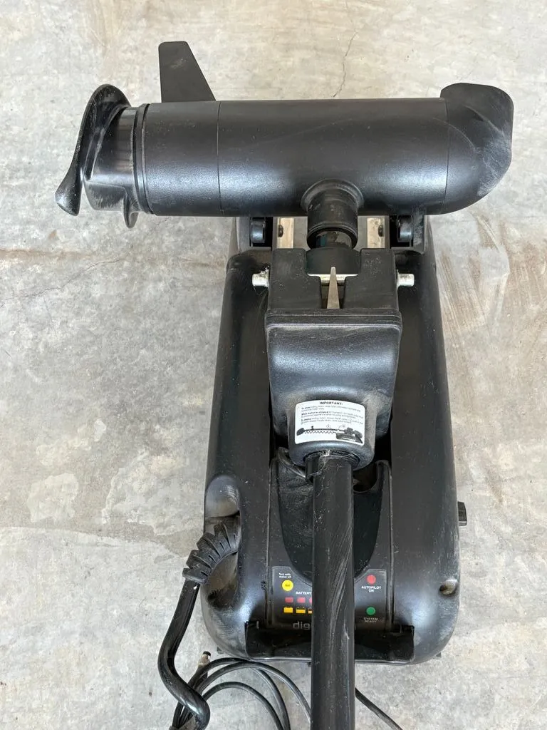 Slide: The Image of Black boat motor on concrete floor, Lund 1875 Crossover XS 2017. - 15