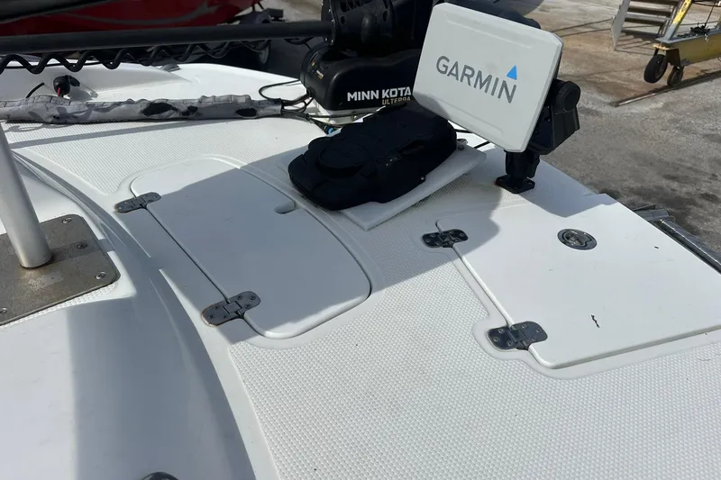 Slide: The Image of 2021 Tahoe 2150 boat deck with Garmin and Minn Kota equipment. - 5
