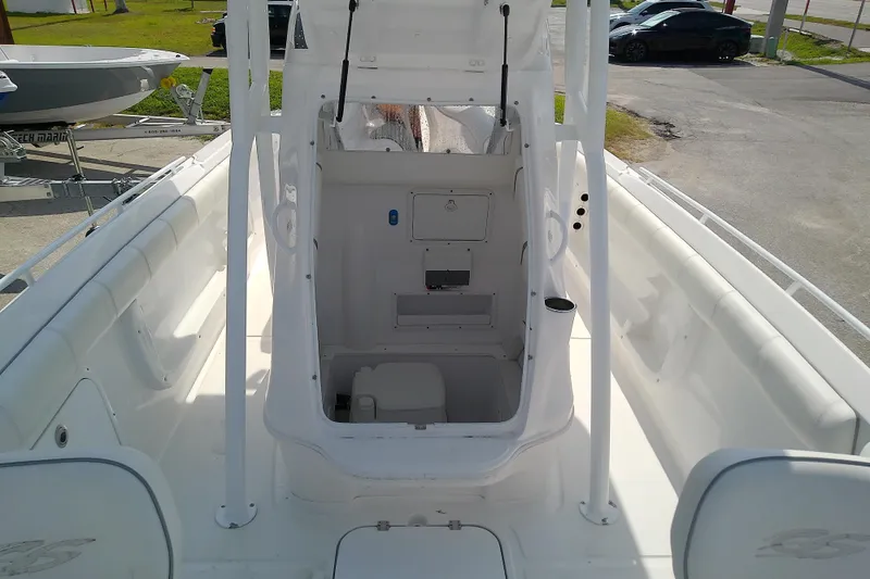 Slide: The Image of 2022 Glasstream 280 Pro-XS boat interior with open hatch and seating area. - 27