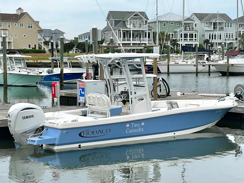 Slide: The Image of Robalo 246 Cayman 2022 - 2
