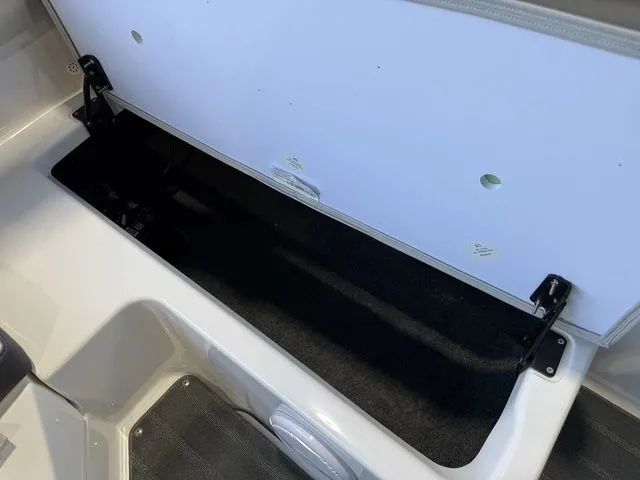 Slide: The Image of Storage compartment in Yamaha Boats SX190 2026 model. - 12