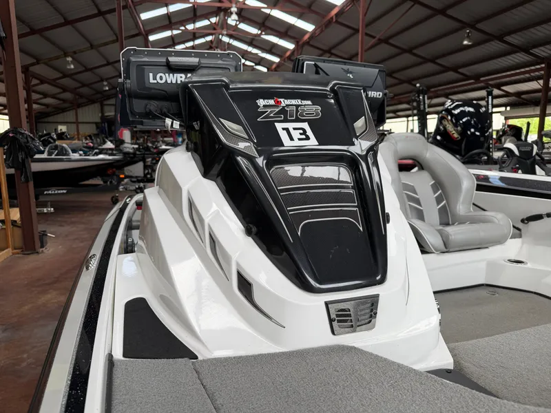 Slide: The Image of 2024 Nitro Z18 Pro boat in a warehouse. - 3