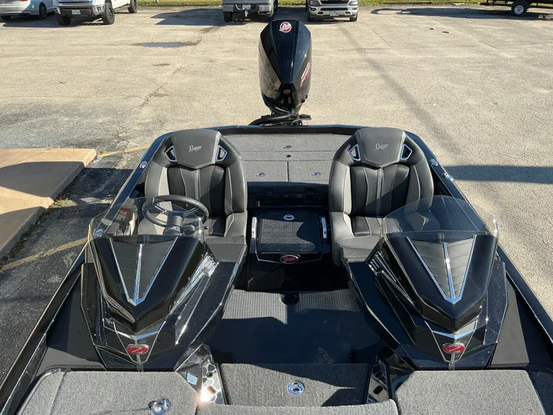 Slide: The Image of 2024 Ranger Z520R boat with modern seating and controls. - 38