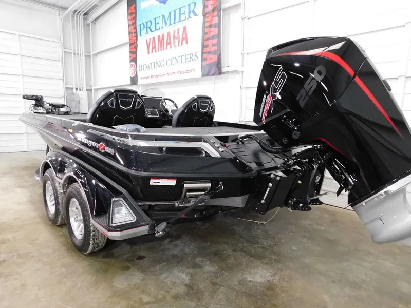 Slide: The Image of 2024 Ranger Z521R boat with powerful outboard motor. - 5