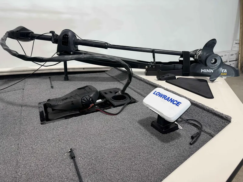 Slide: The Image of 2019 Tracker Pro Team 195 TXW with Minn Kota and Lowrance equipment. - 12