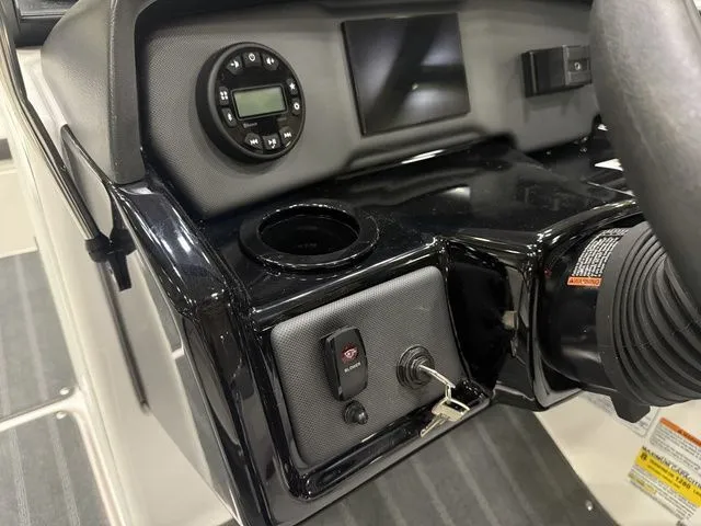 Slide: The Image of Dashboard of the 2026 Yamaha AR190 boat. - 13