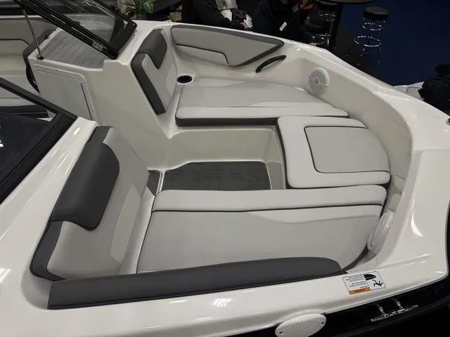 Slide: The Image of Interior of 2026 Yamaha Boats AR190 with luxurious seating. - 19