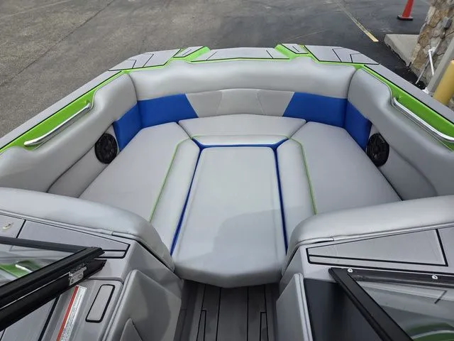 Slide: The Image of Moomba Max 2022 - 32