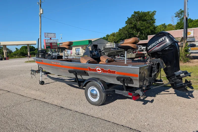 Slide: The Image of 2018 Tracker Bass Tracker 40th Anniversary Heritage Edition boat with Mercury outboard motor. - 3