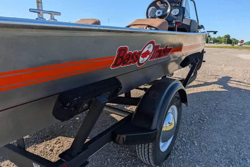Slide: The Image of 2018 Tracker Bass Tracker 40th Anniversary Heritage Edition boat on trailer, side view. - 7