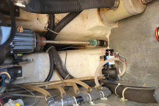 Slide: The Image of TRANSMISSION AND DRIVE SHAFT WITH CONVENTIONAL STUFFING BOX - 44