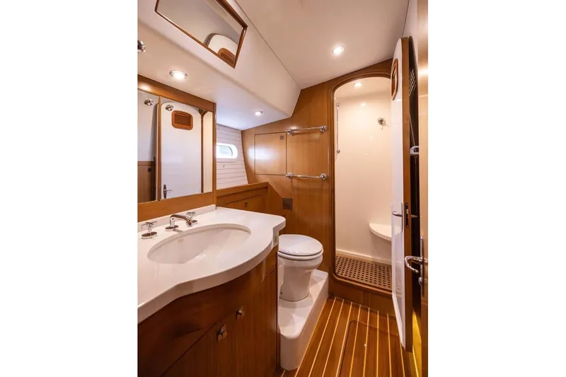 Slide: The Image of Owners Stateroom Head - 15