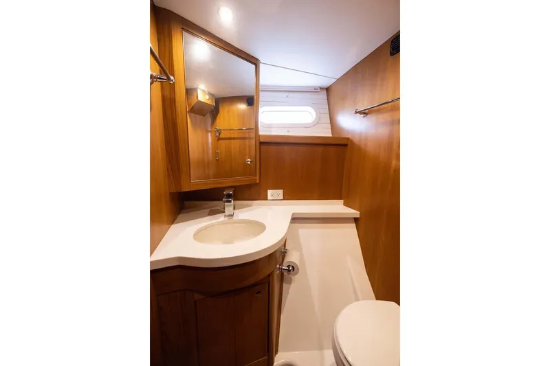 Slide: The Image of Guest Stateroom Head - 22