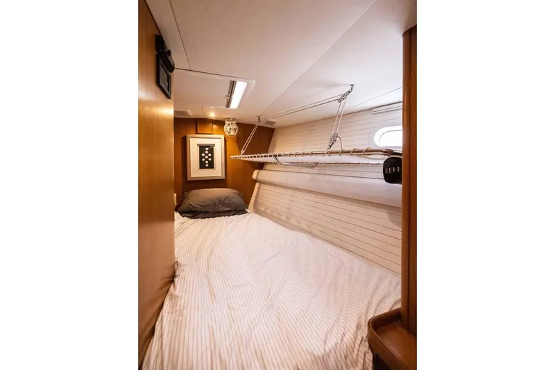 Slide: The Image of Crew Quarters - 40