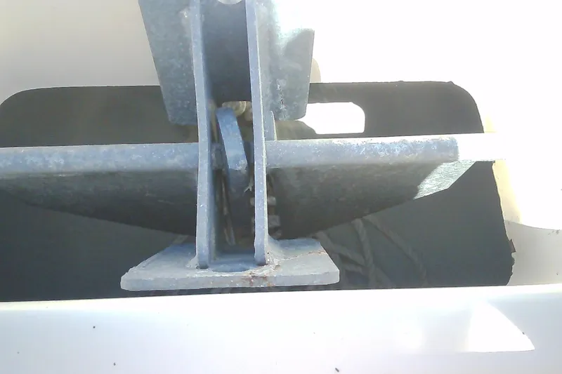Slide: The Image of Close-up of anchor mechanism on 2005 Grady-White Tournament 225 boat. - 8