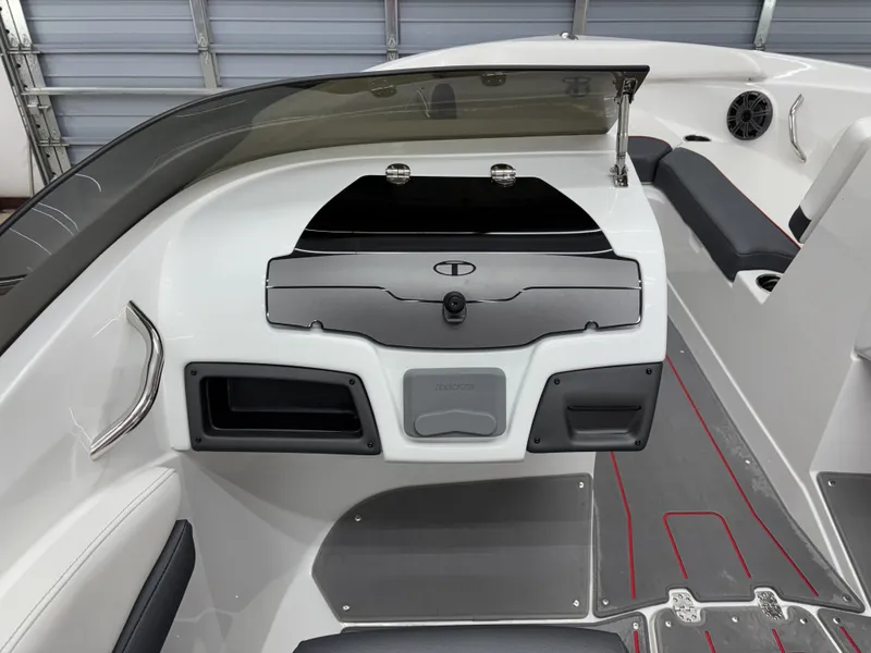Slide: The Image of Interior of 2026 Tahoe S 210 S boat with modern dashboard. - 15