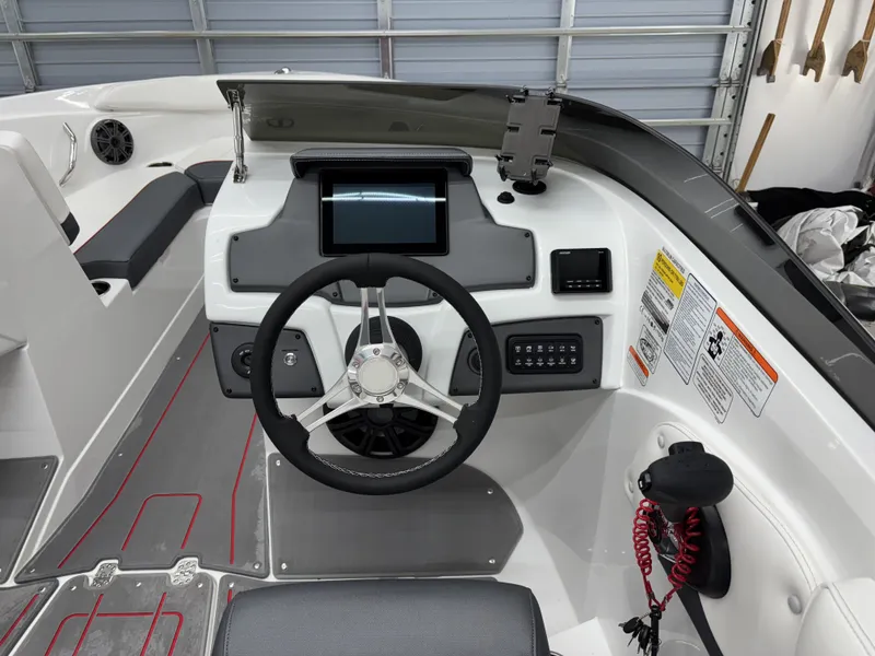 Slide: The Image of Tahoe S 210 S boat steering console, model year 2026. - 16