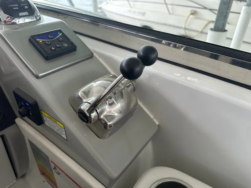 Slide: The Image of Control console of a 2008 Formula 37 Performance Cruiser. - 29