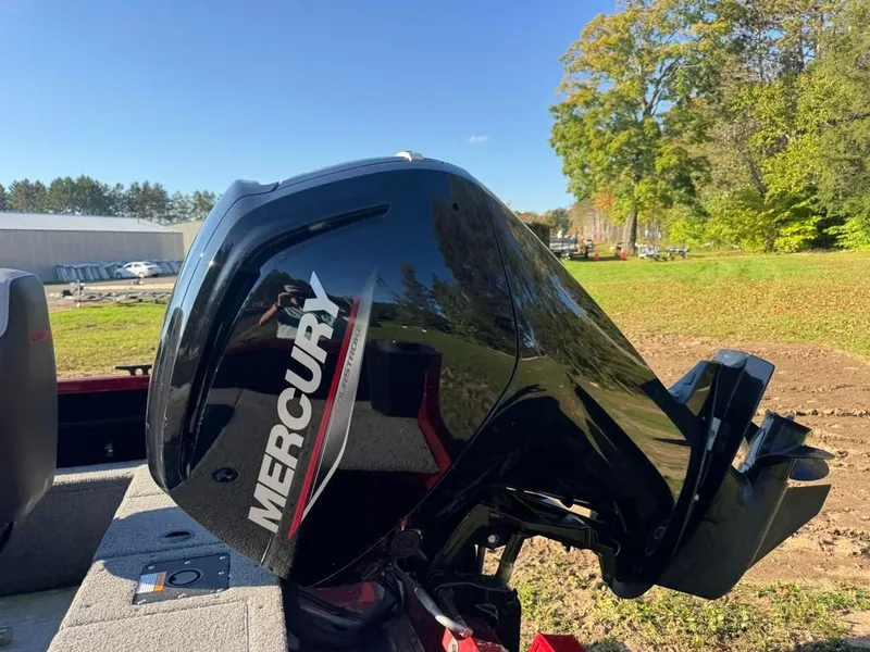 Slide: The Image of 2023 Alumacraft Competitor 165 CS with Mercury outboard motor. - 19