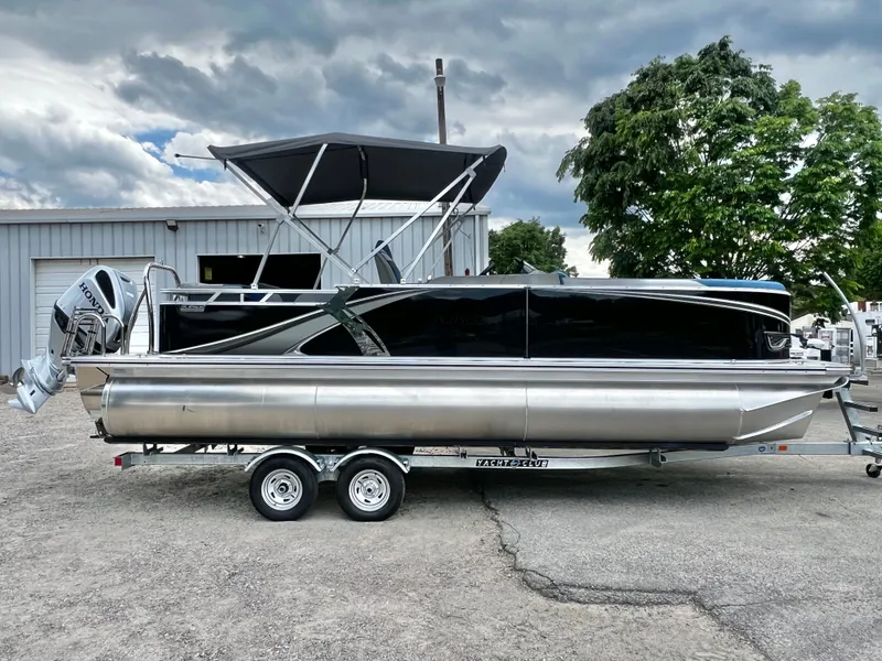 Slide: The Image of 2026 Avalon LSZ 23' Cruise Triple-Toon pontoon boat, in stock, $67,924. - 6