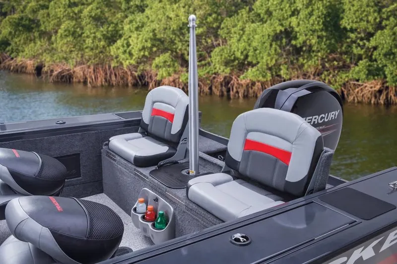 Slide: The Image of 2014 Tracker Targa V-18 Combo boat interior with seating. - 15