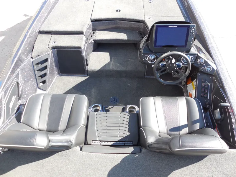 Slide: The Image of Skeeter ZXR21 2023 - 10