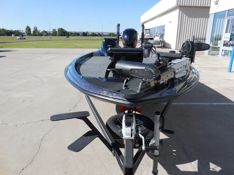 Slide: The Image of Skeeter ZXR21 2023 - 8
