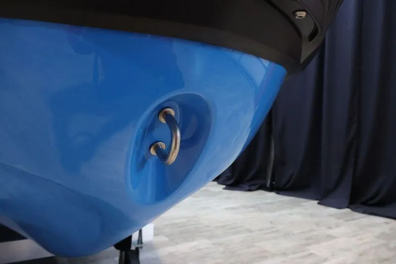 Slide: The Image of Sea-Doo RXT-X™ 325 Gulfstream Blue Premium 2026 - 18