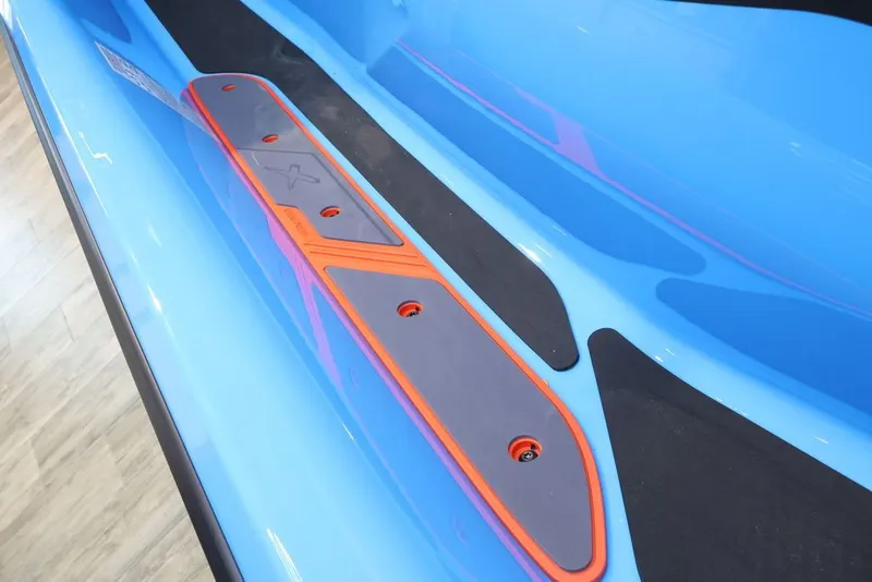 Slide: The Image of Sea-Doo RXT-X™ 325 Gulfstream Blue Premium 2026 - 19
