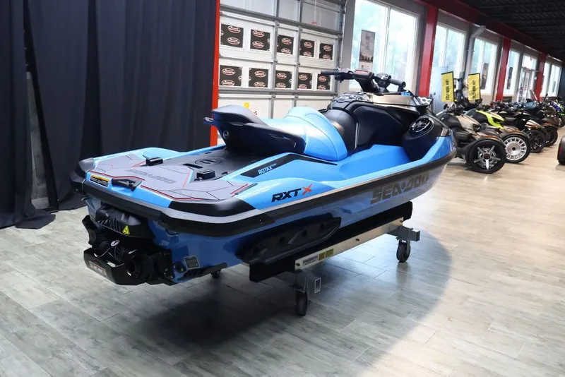 Slide: The Image of Sea-Doo RXT-X™ 325 Gulfstream Blue Premium 2026 - 5