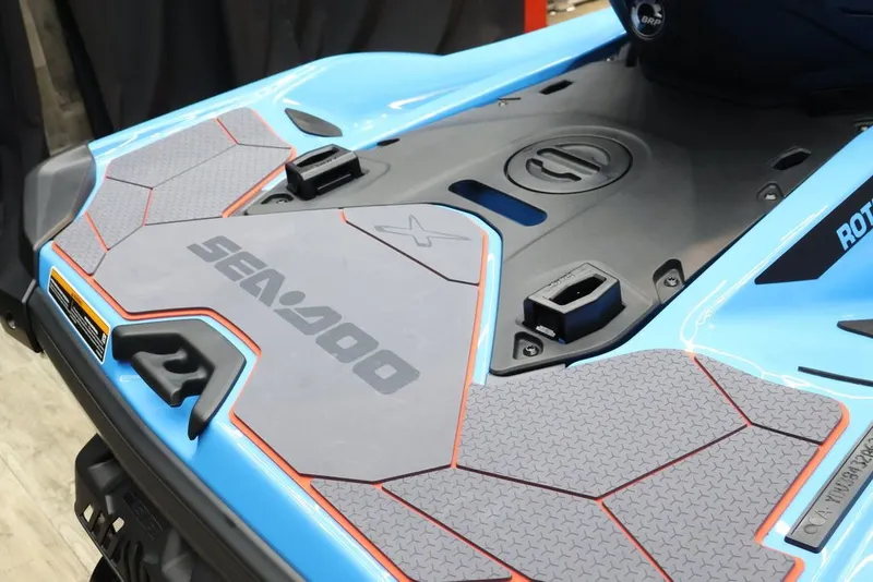 Slide: The Image of Sea-Doo RXT-X™ 325 Gulfstream Blue Premium 2026 - 6