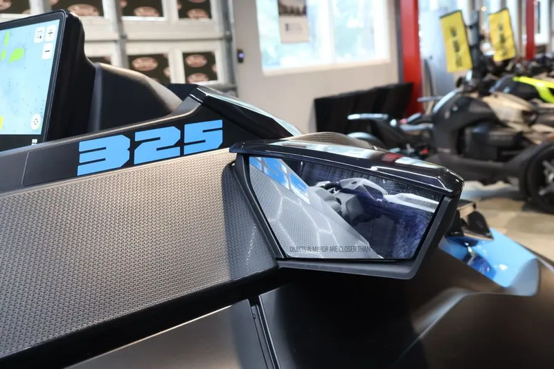 Slide: The Image of Sea-Doo RXT-X™ 325 Gulfstream Blue Premium 2026 - 9