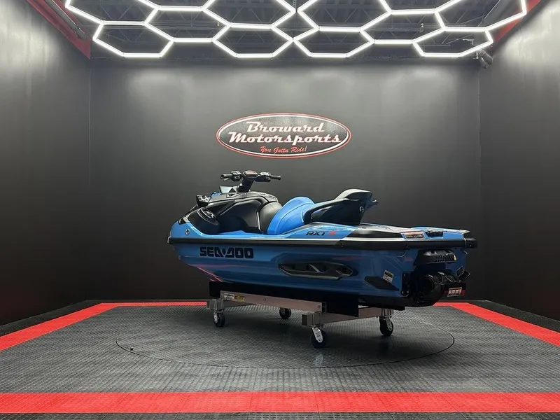 Slide: The Image of Sea-Doo RXT-X™ 325 Gulfstream Blue Premium 2026 - 3