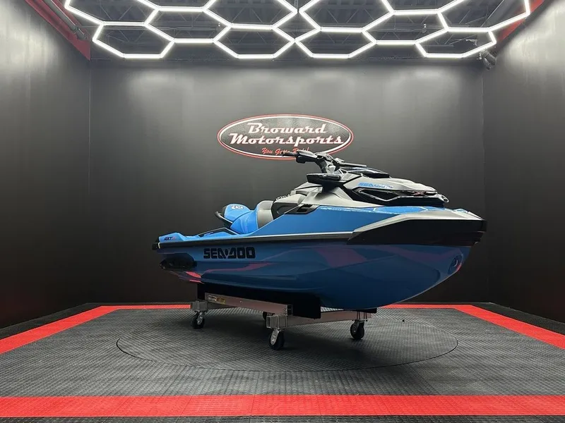 Slide: The Image of Sea-Doo RXT-X™ 325 Gulfstream Blue Premium 2026 - 7