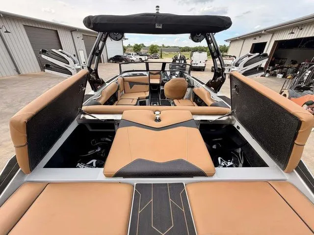 Slide: The Image of Supreme S220 2026 - 7