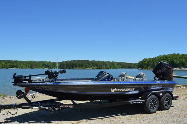 The Image of Phoenix Bass Boat 721 ZXL 2026 - 1