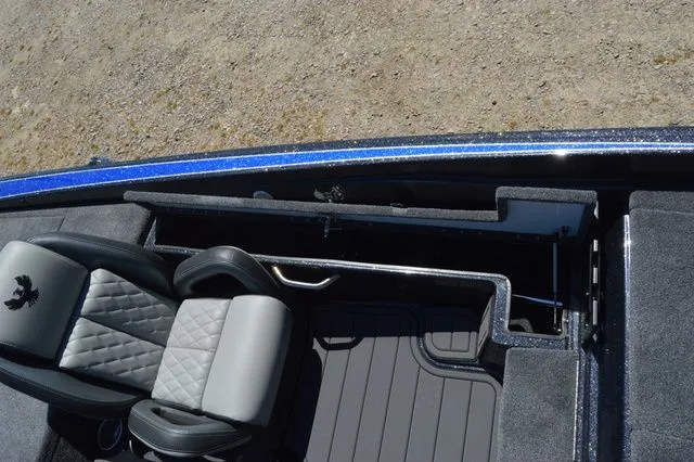 Slide: The Image of Phoenix Bass Boat 721 ZXL 2026 - 23