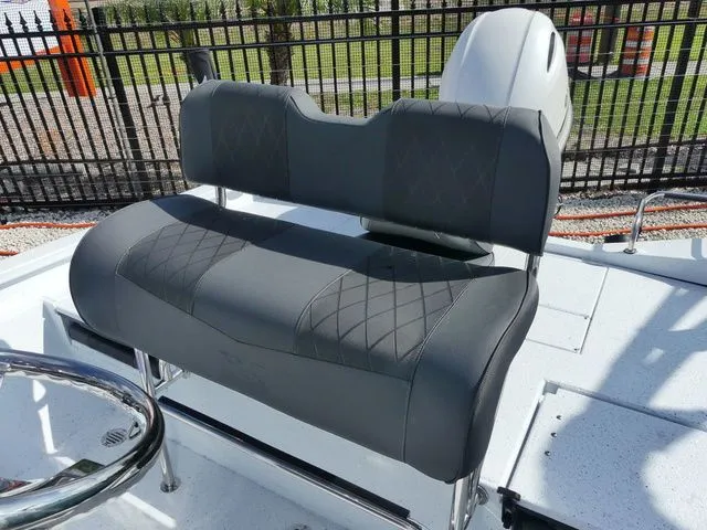 Slide: The Image of Bench seat on Xpress HYPER-LIFT H20 BAY boat, 2026 model. - 8